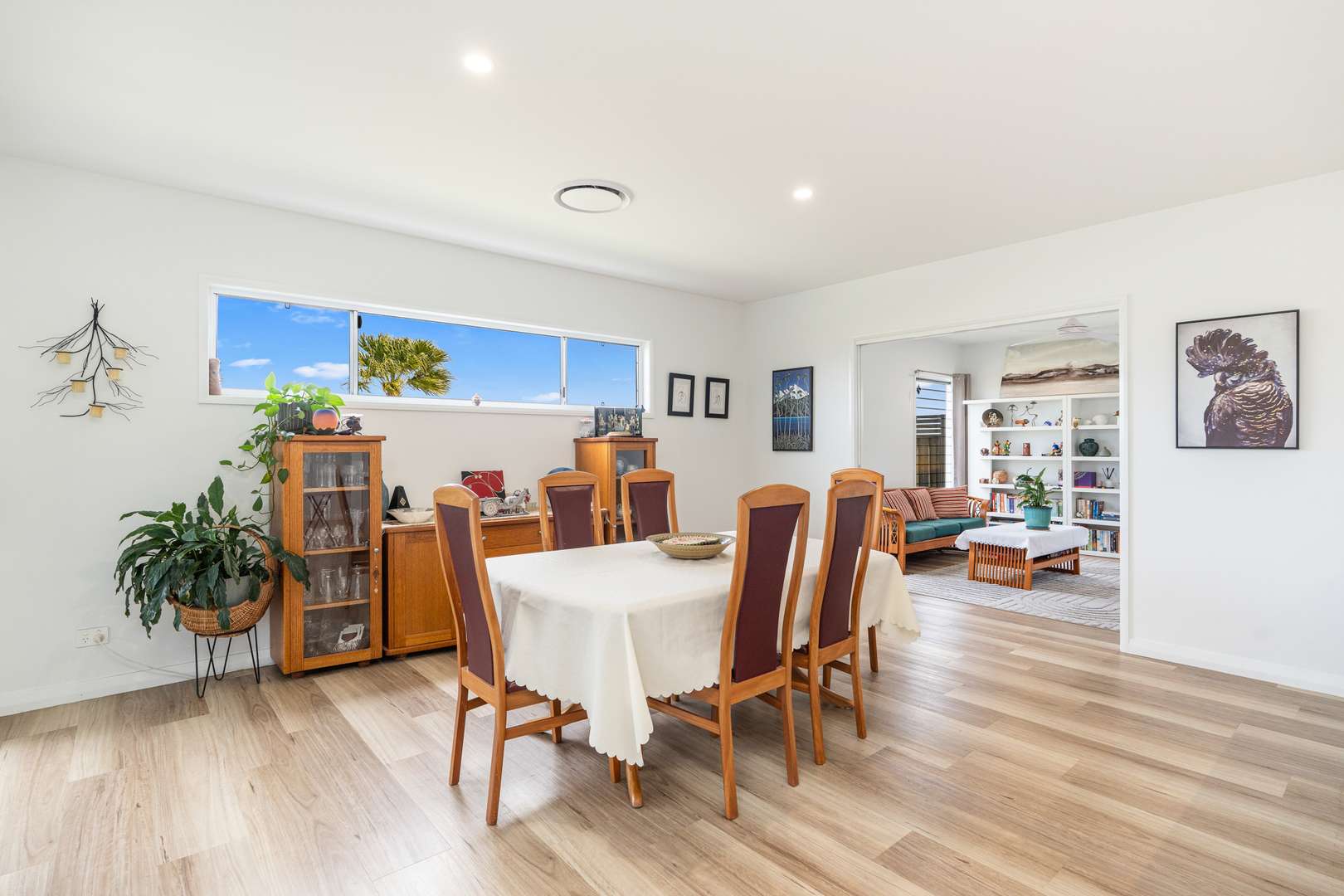 Home 1 | A Corner Position, A Garden Outlook & A Lifestyle to Love