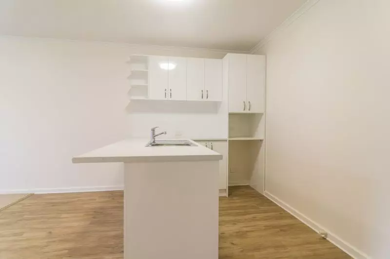 Modern one-bedroom apartment