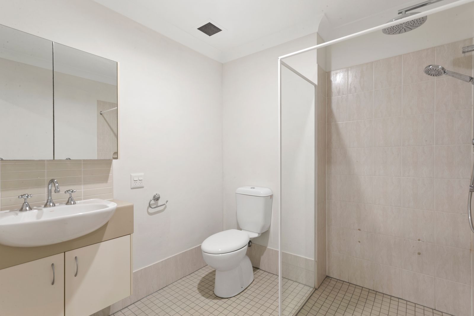 Studio | Serviced Apartment 331