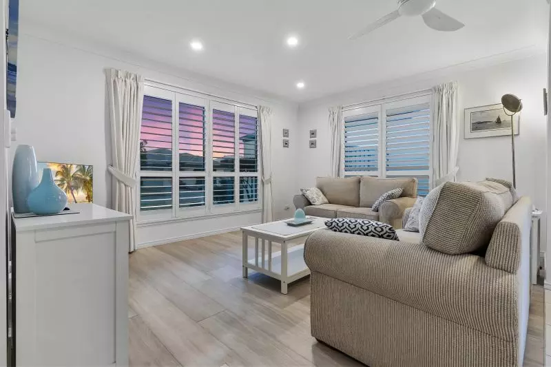 Site 136 - Established Coringa