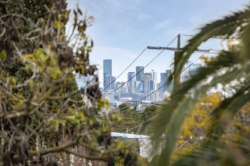 North-facing studio apartment with private juliet balcony