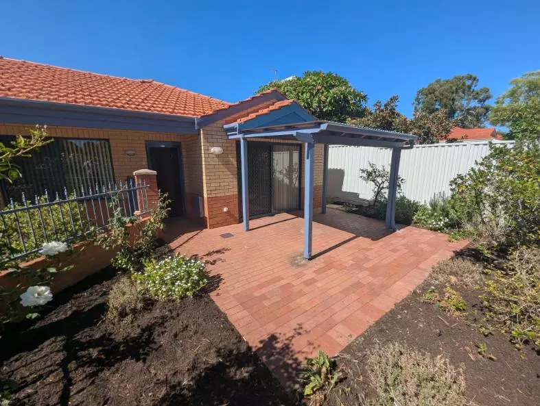 Newly Renovated Street Frontage Villa with Private Courtyard