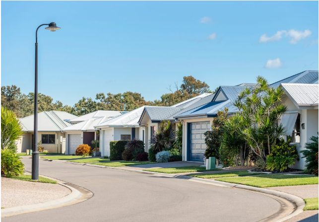 Palm Lake Resort - Hervey Bay, Hervey Bay's Premier over 50's Lifestyle
