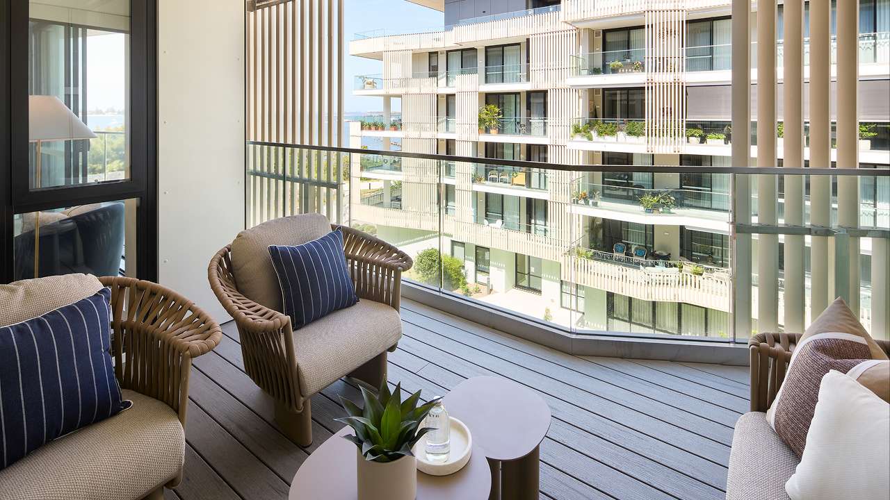 Generous Three-Bedroom Apartment for Effortless Waterfront Living