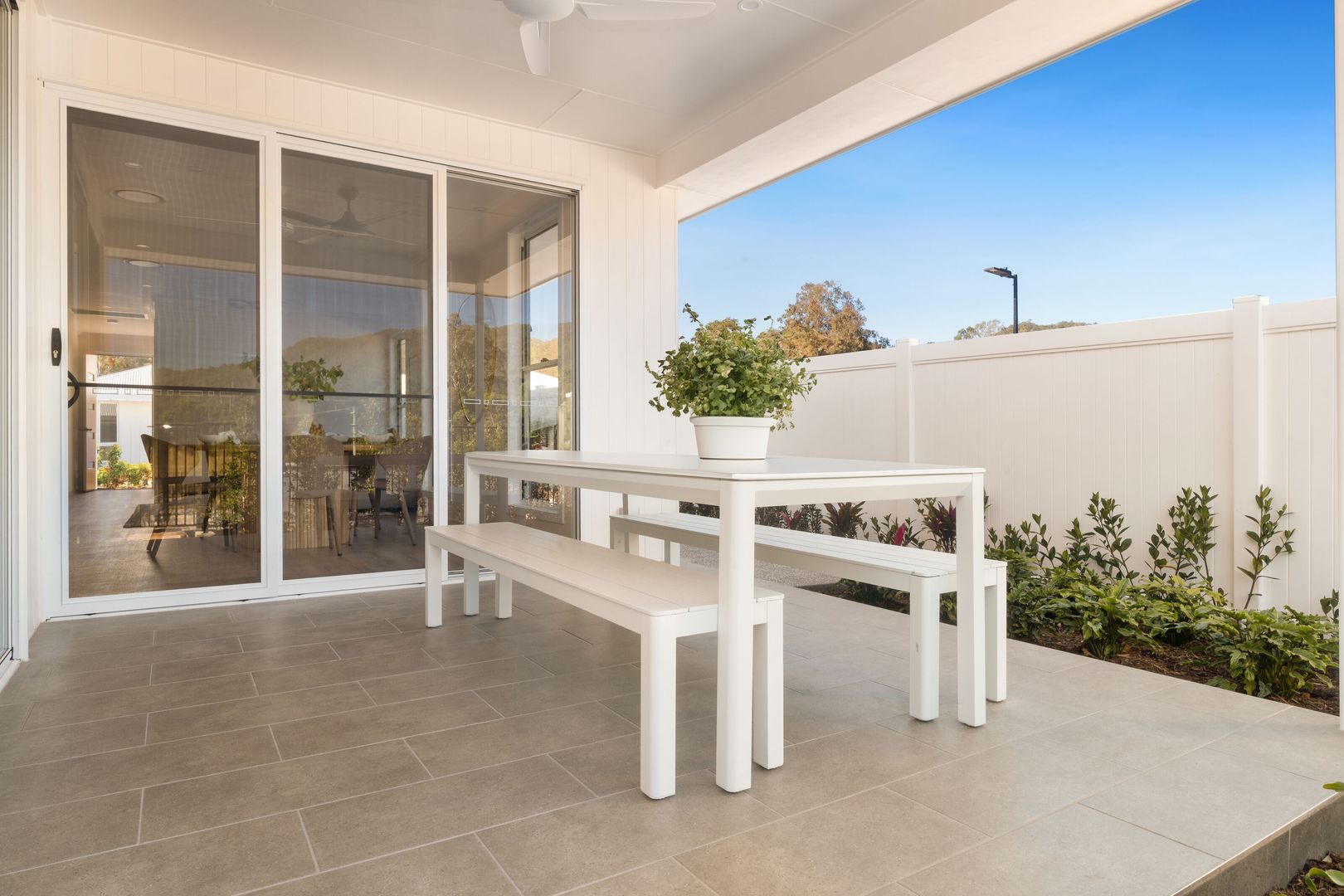 Silkwood Contempo | Modern Charm