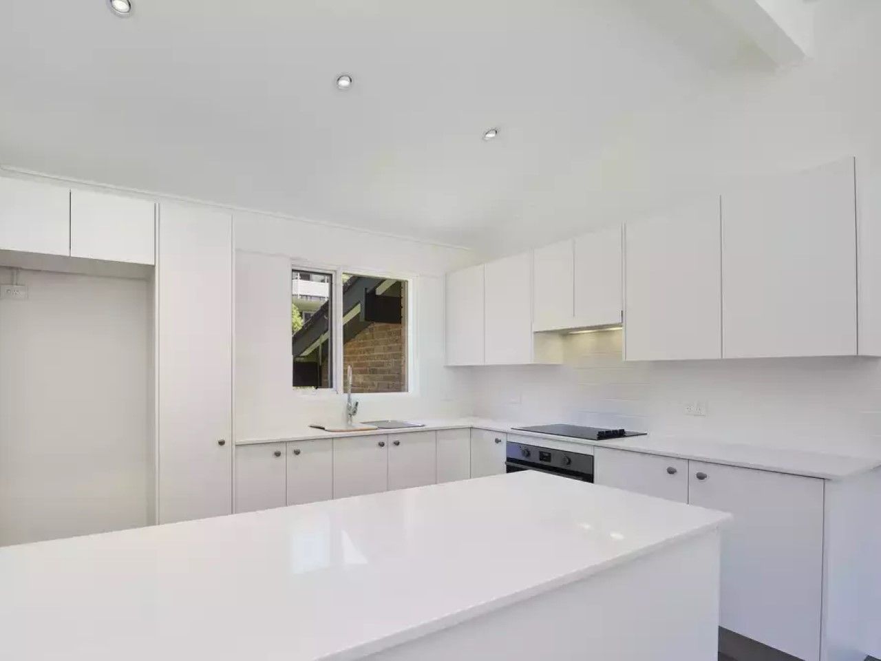 Beautiful two-bedroom unit with an elevated and sunny location 