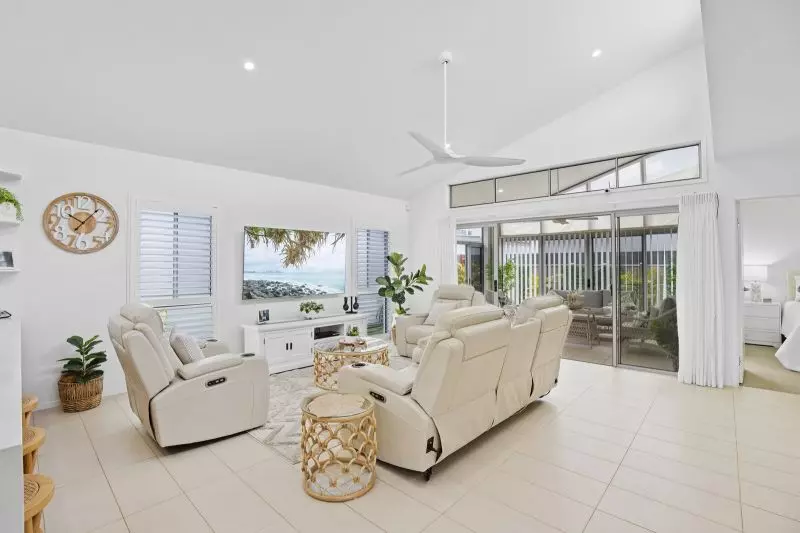 Site 145 - Established Atol