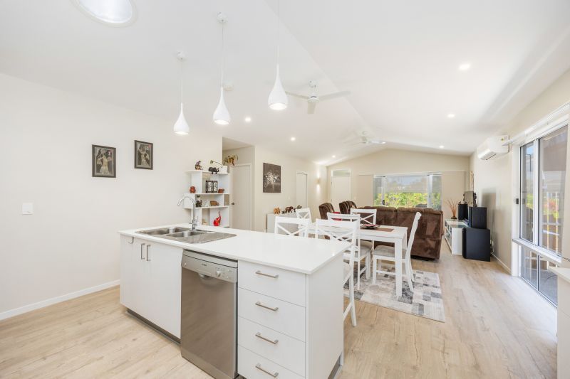 Bespoke Modern Home – Move-In Now - Ready for Effortless Living!