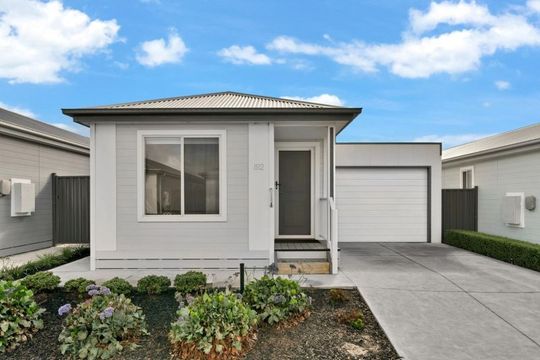 Avington Living - Site 812