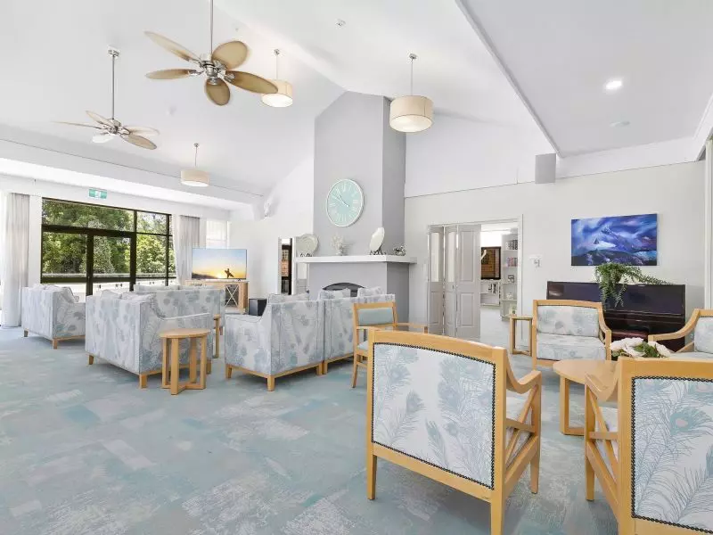 Available now! Fully renovated 2 bedroom villa close to everything on offer!