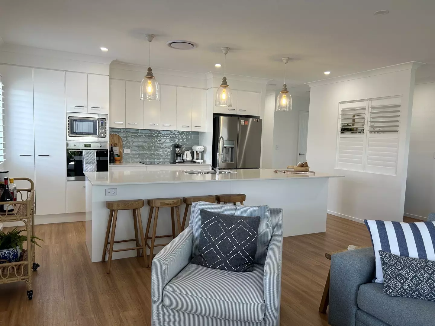 A symphony of style & class - WARATAH 474