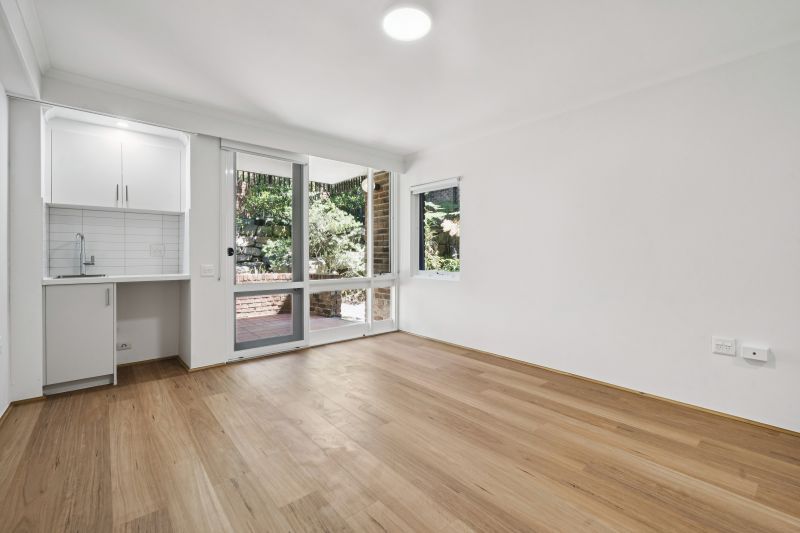 Newly Renovated ! Charming Retirement Retreat Serviced Apartment