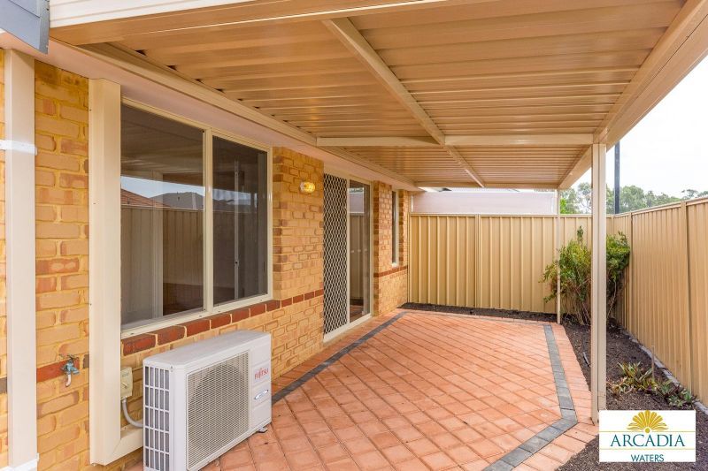 ARCADIA WATERS MANDURAH - ENJOY RETIREMENT WITH THIS 2 BED 2 BATH HOME
