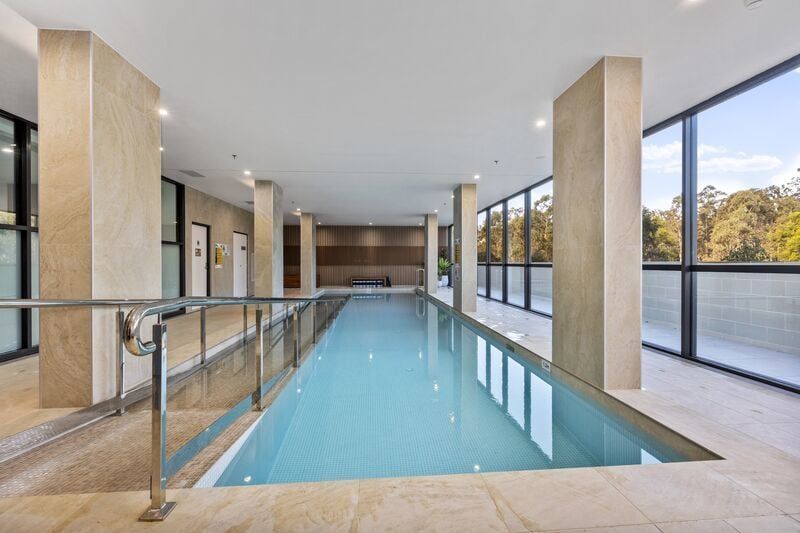 North-Facing Top-Floor Retreat with Two Car Parks and Luxe Finishes