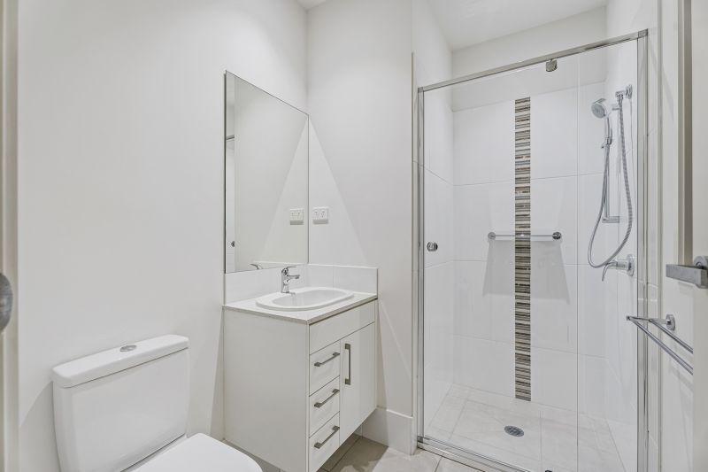 Sunlit Corner Haven - Seamless Living