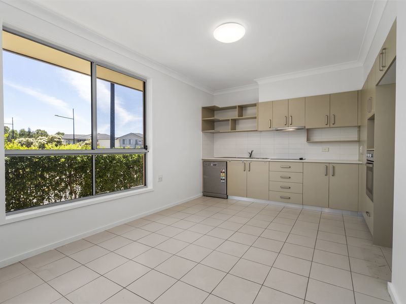 Bright Villa with Private Patio