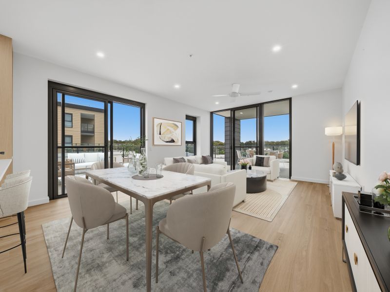 Expansive Apartment with large balcony