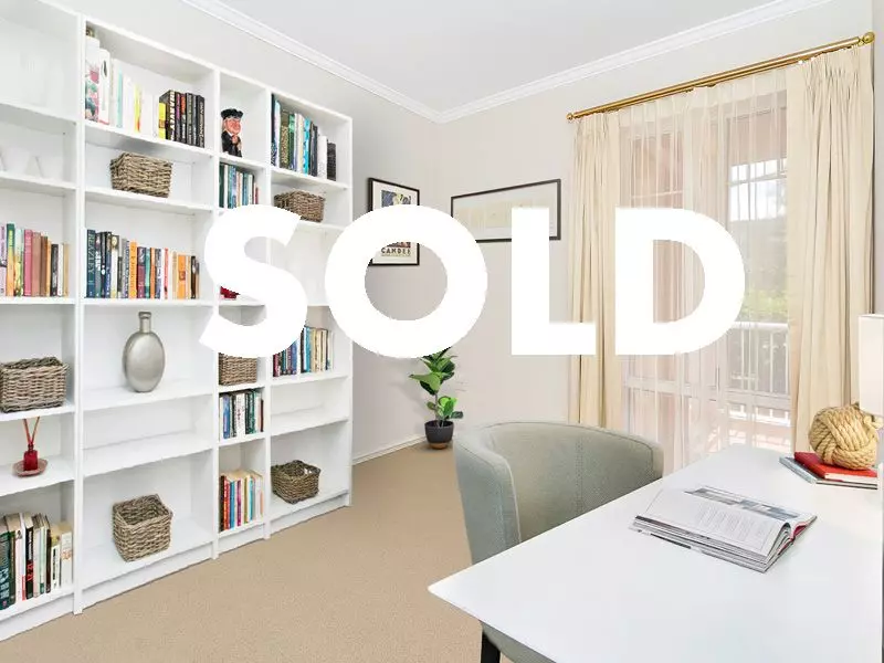 North Facing Renovated 2 Bed, 1 Bathroom on Quiet Street