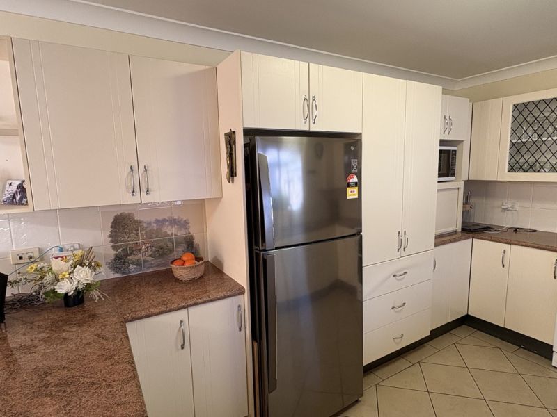 Beautiful 2 bedroom with home.