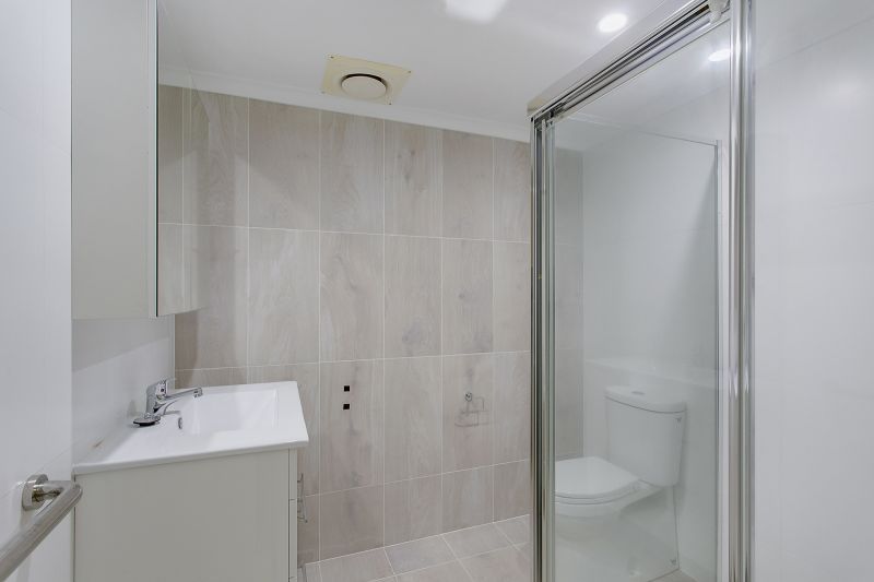 Quiet and privately located apartment with leafy outlook