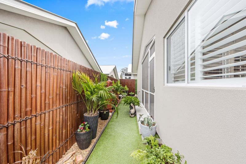 Location, Location, Location- Stunning Bushland Outlook