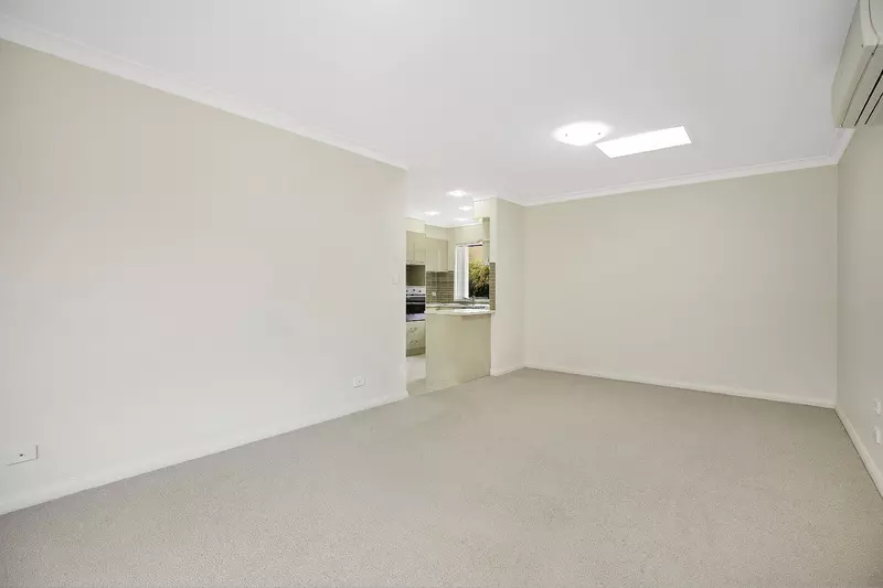 Private, Bright Villa with Alfresco Courtyard