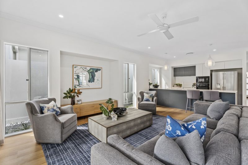 Site 523 - Sunningdale Gable Facade Newly Built Display Home - Under Contract