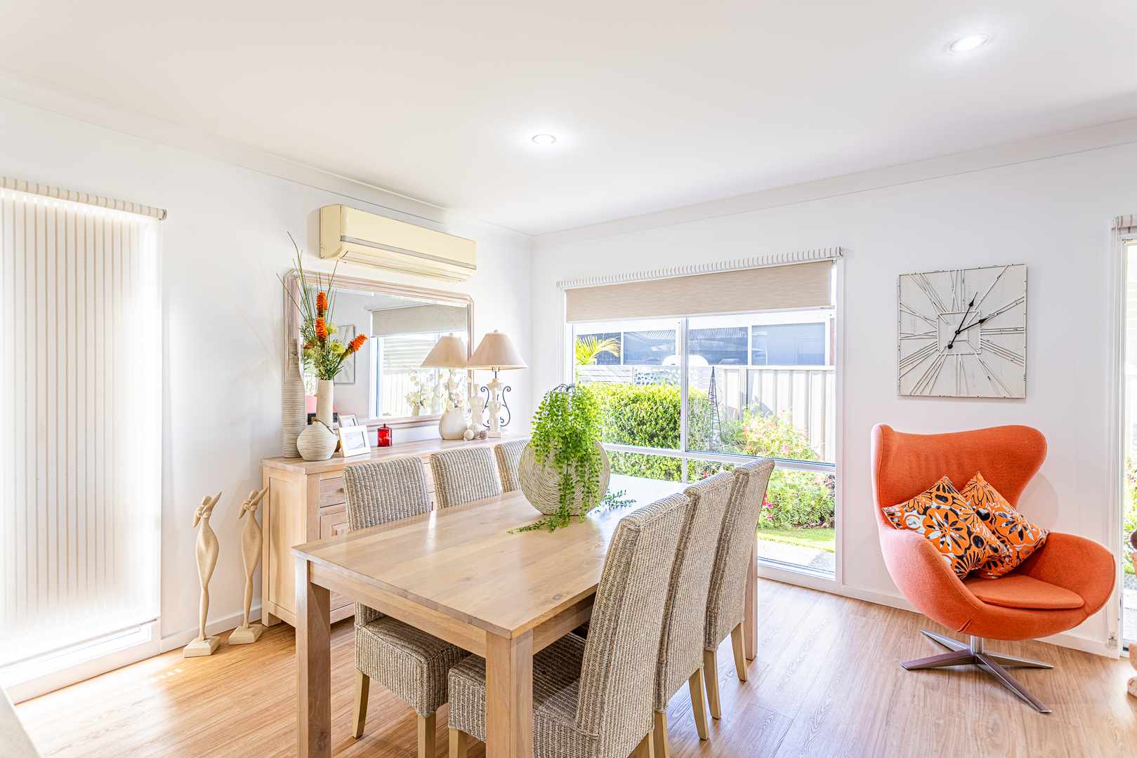 Palm Lake Resort Fern Bay - Close to all amenities