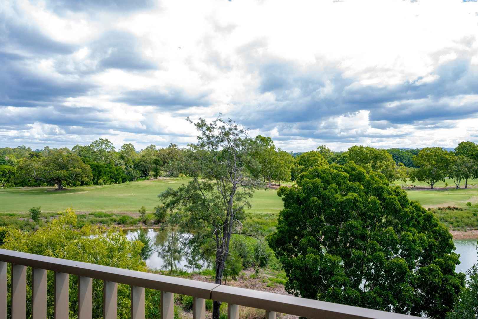 Golf Course Panorama with Style & Space