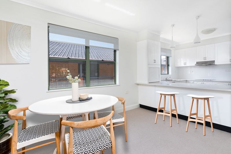 Gorgeous upper level corner apartment