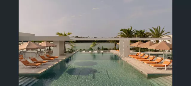 Palm Lake Resort Pelican Waters