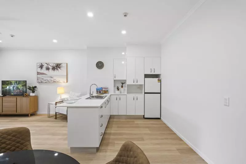 Conveniently located one-bedroom apartment with lovely view