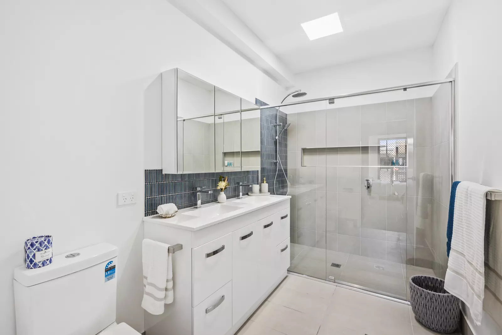 New Listing - Unique 3 Bedroom, 2 Car Villa - Villa 232