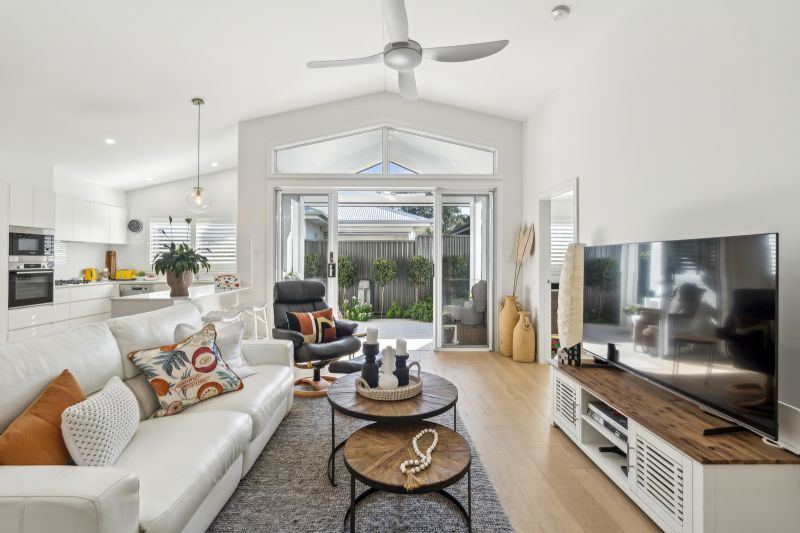 Stylish Home - Spacious Design - Outdoor Appeal