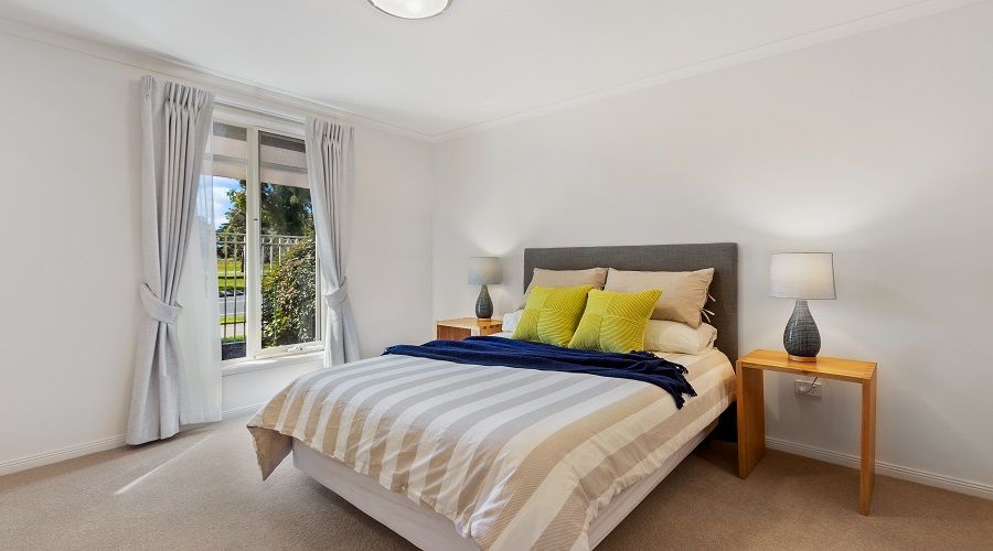 Condo 332- Downsizers Delight 