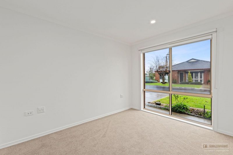 Low-Maintenance Living in Geelong Grove Retirement Community
