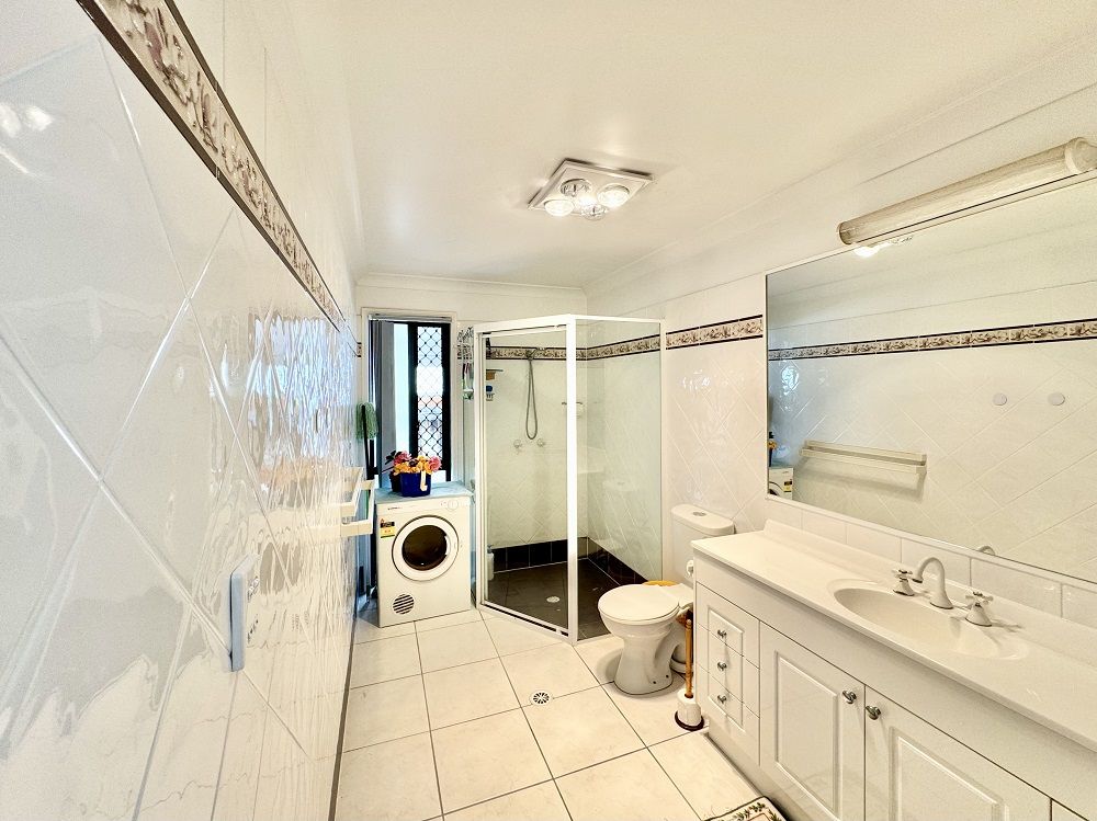 Elegant 3-Bedroom Residence in Over 50s Lifestyle Resort - GREENBANK GARDENS