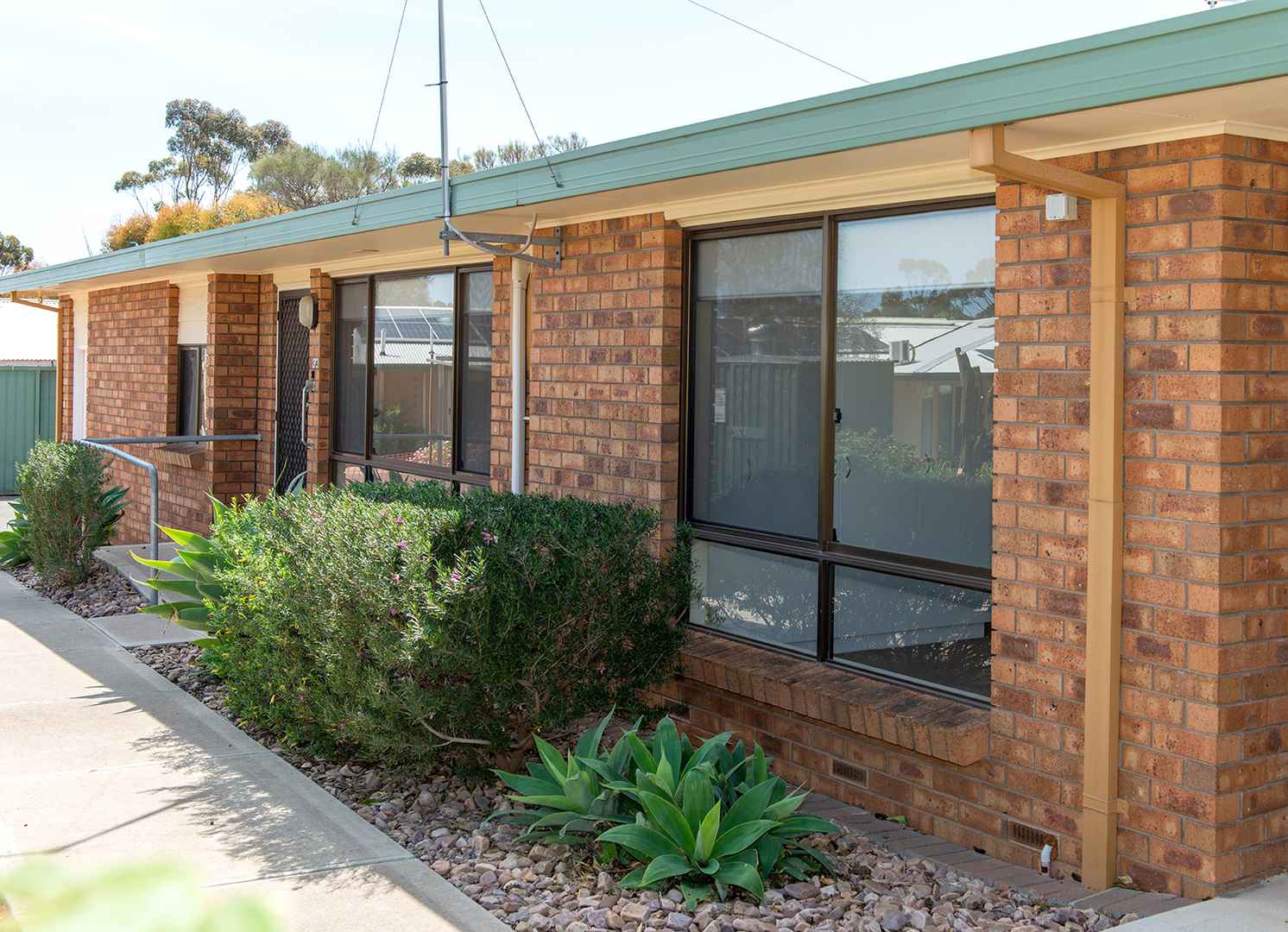 Eldercare The Village Units: gorgeous one-bedroom unit with backyard