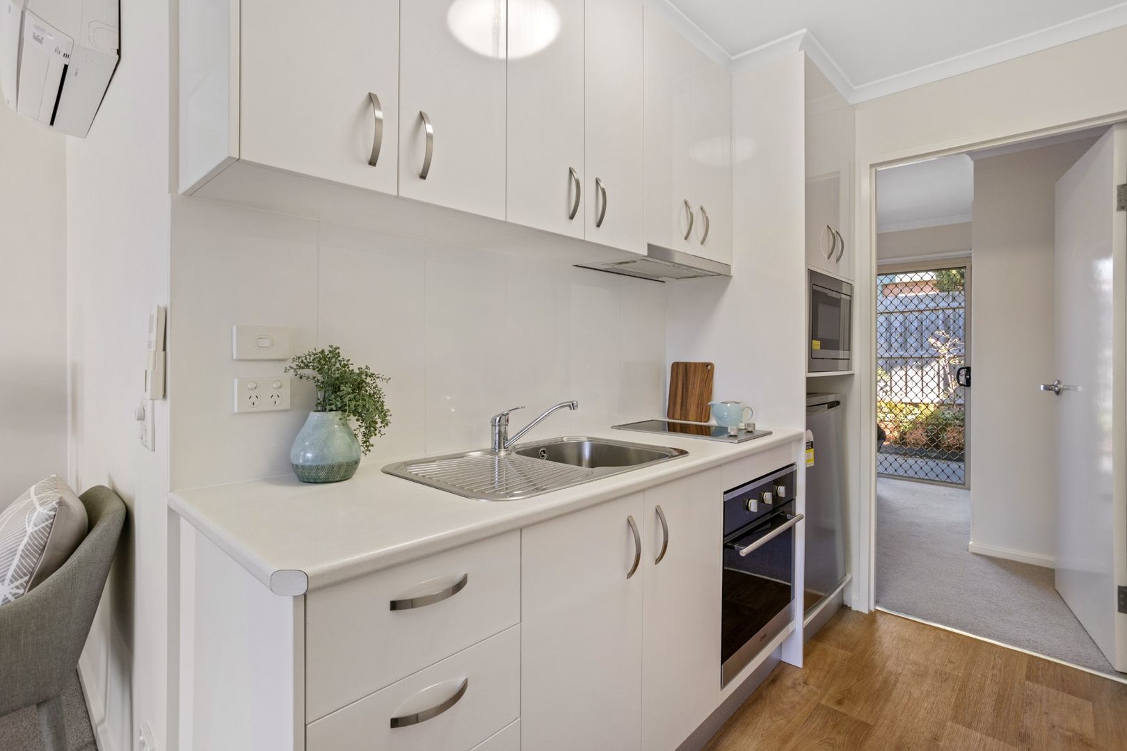 18/104 Country Club Drive Safety Beach, VIC 3936