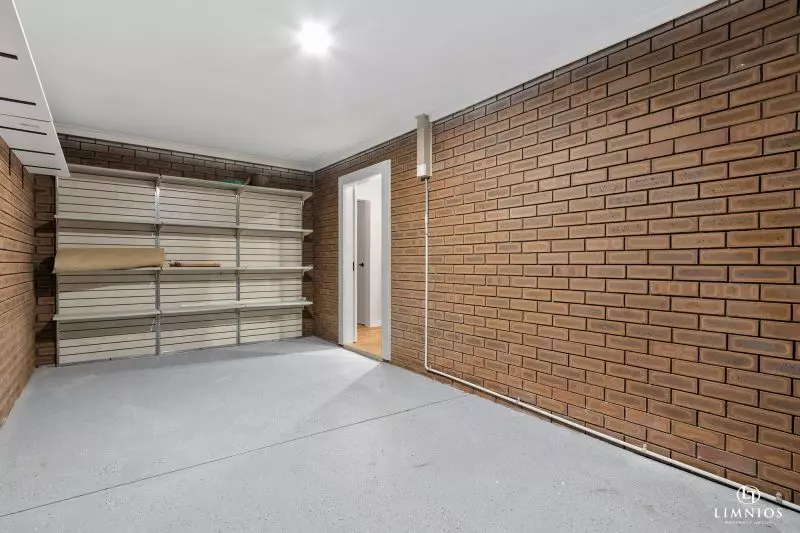 Simply Stunning and Feature Packed!