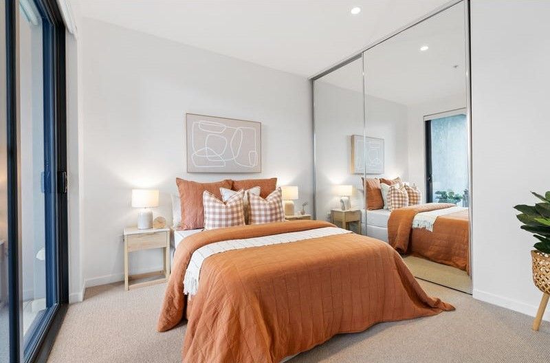 Charming Retirement Living in the heart of Glen Waverley