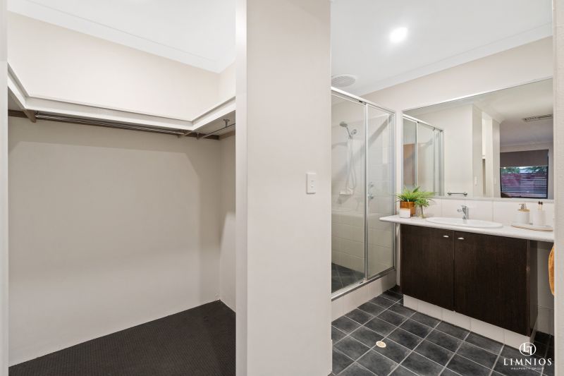 Super Spacious Family Living!