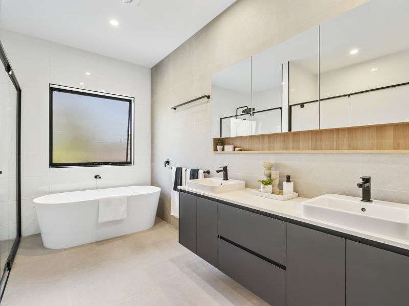 266 - Monteverde on the Lake on Large Site