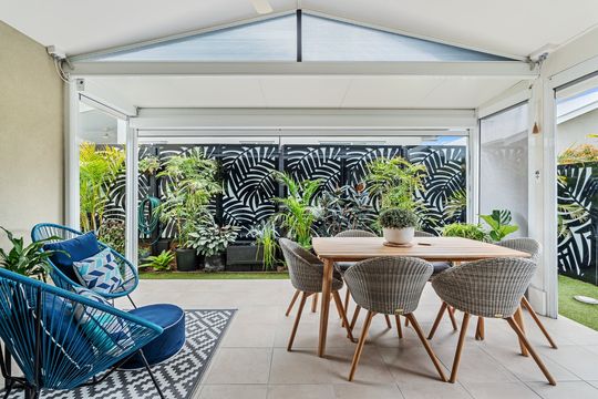 Beautifully Presented Home with Waterway Views