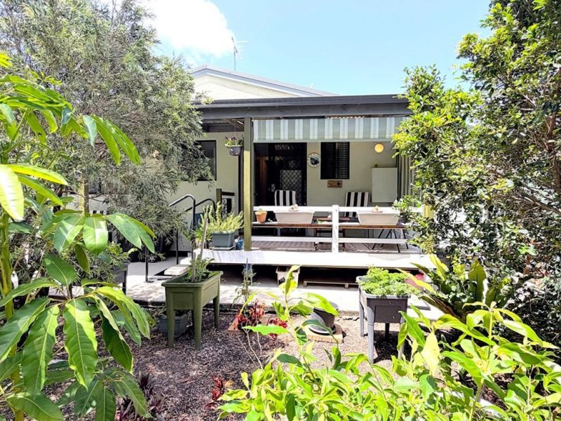 Elegant & Private Oasis Awaits