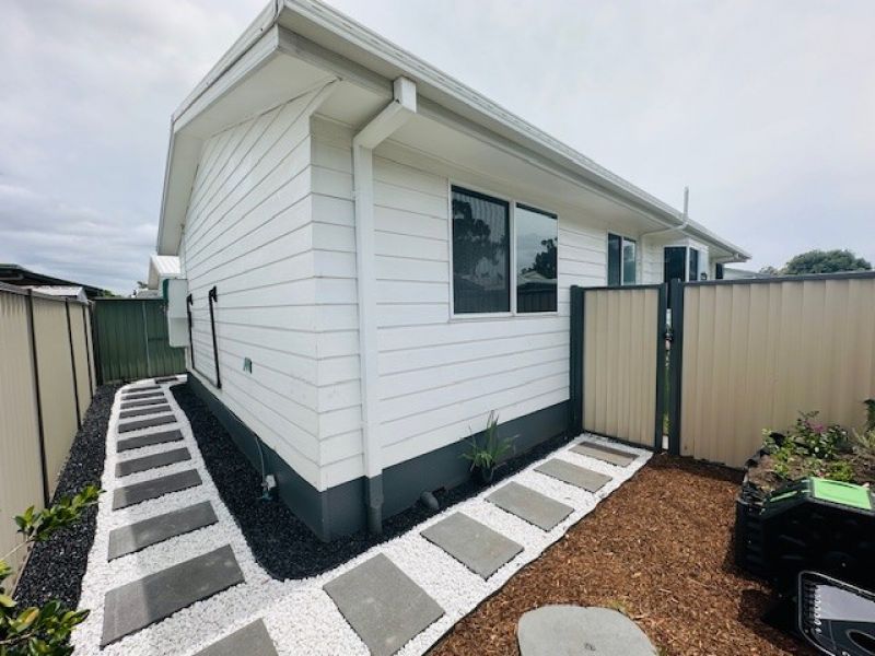 LOVELY STREET APPEAL