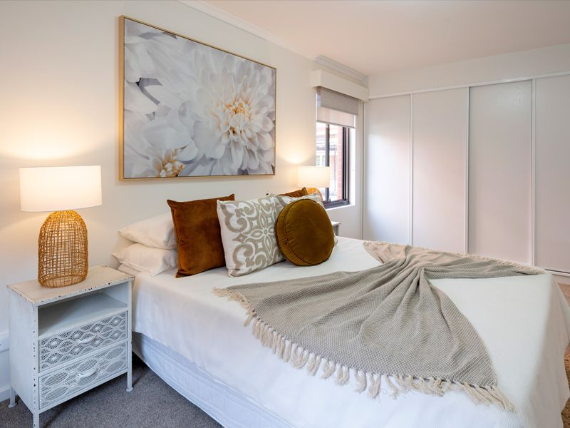 Eldercare Oxford Units: one-bedroom unit within easy walking distance to the beach