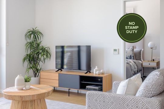 Generous two-bedroom apartment with beautiful views