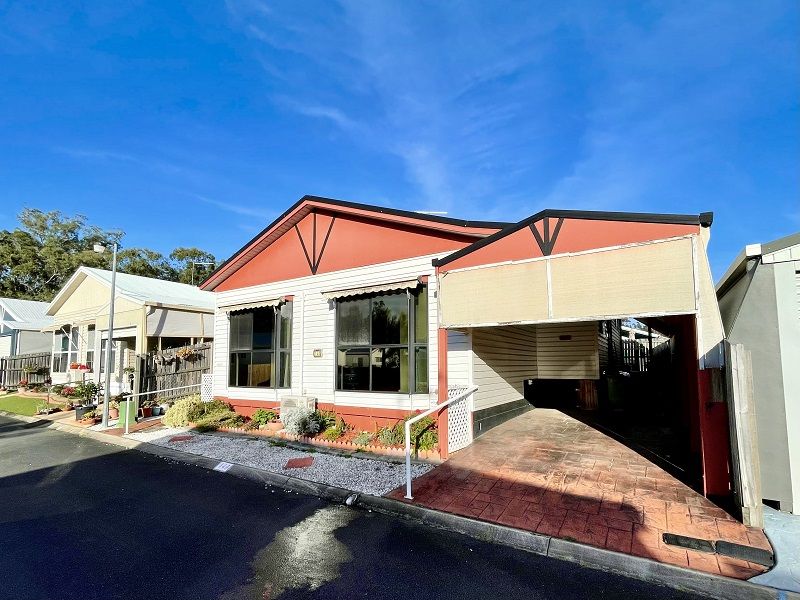 Enjoy retirement living in this beautiful 3-bedroom home - GREENBANK GARDENS