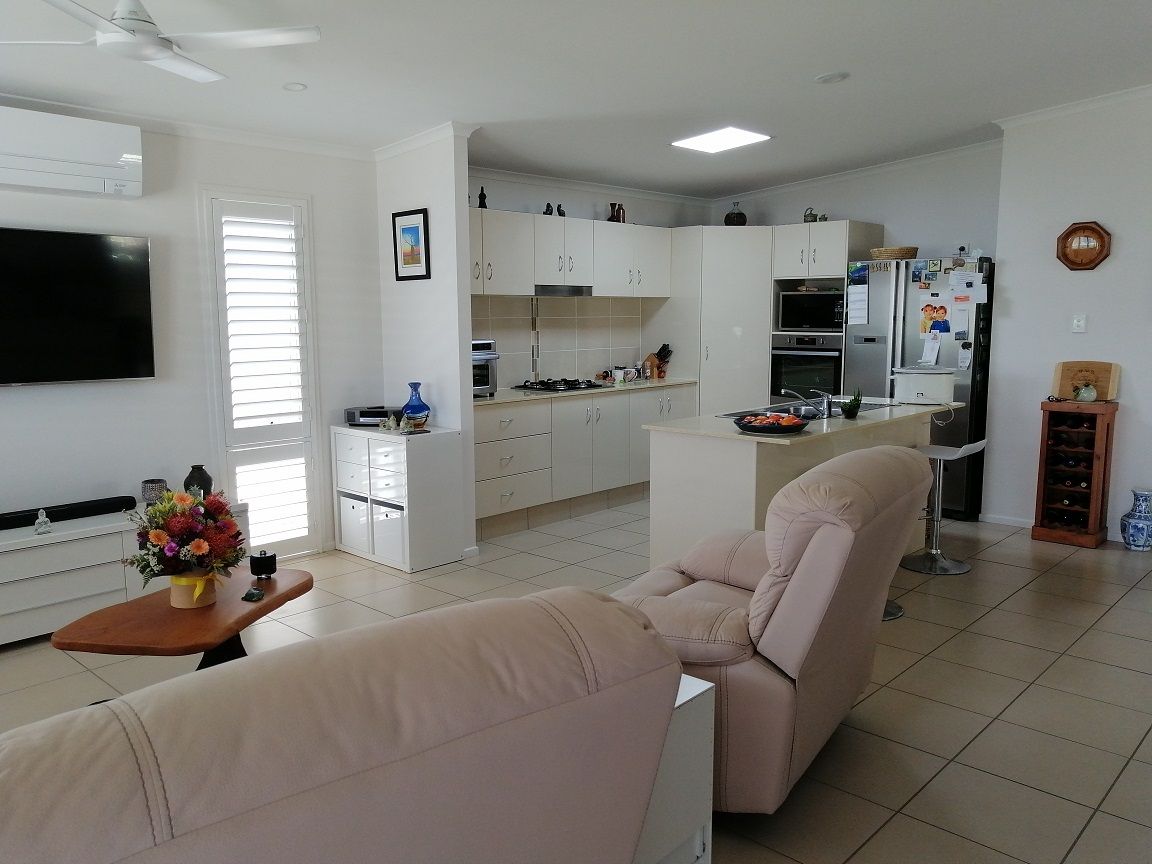 Great location for this two bedroom plus study in Palm Lake Resort Eagleby